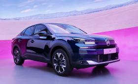 Citroën напълно обновява C4 и C4 X.