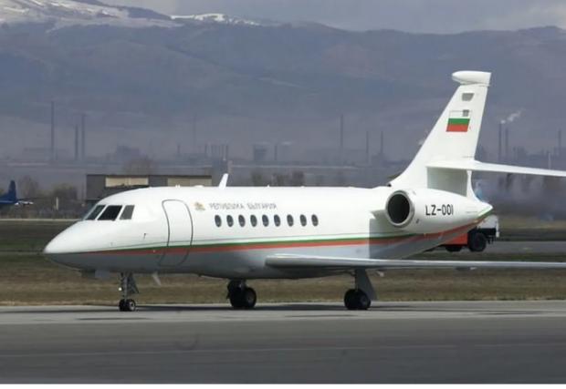 Продават правителствения Фалкон на търг