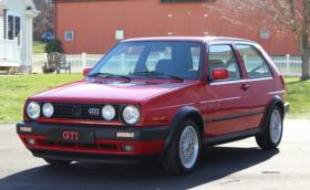 Продадоха Golf GTI за 87 000 долара!