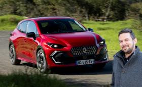 ВИДЕО: Новото Renault Clio. Пълна промяна?