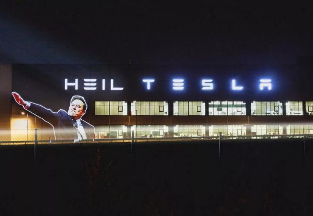 94% от германците не биха си купили Tesla