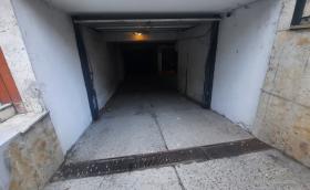 Този гараж в центъра на София дори не е най-скъпият, на който сме попадали