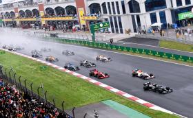 Формула 1 на 300 км от България!