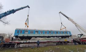 Превръщат стар вагон на БДЖ в университетска библиотека