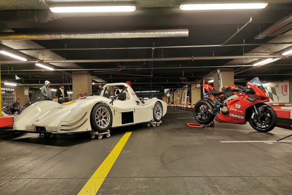 Най-бързите българи на Серес: Radical SR8 срещу Ducati Panigale V4 R. Видео!