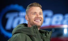 BBC Studios спират снимките на TopGear, докато водещият Фреди Флинтов не се възстанови от инцидента