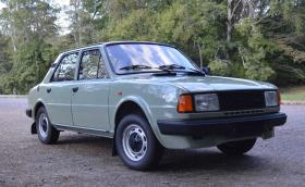 Авто пазар: Skoda 120 на само 22 000 км за 5500 лева?