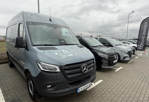 Лекотоварната гама на Mercedes-Benz тръгва на тур в България