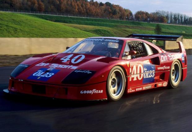 Видео за слушане: Ferrari F40 LM със 700 к.с. изпълващо душата