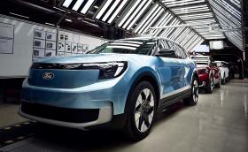 Ford Explorer влезе в производство една година след дебюта