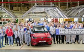 VW отбеляза производство на милионния си електромобил в завода в Цвикау