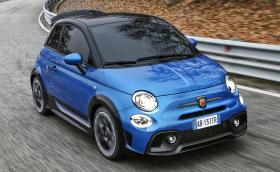 Abarth 695 Tributo 131 Rally е направен в чест на… Abarth 131 Rally