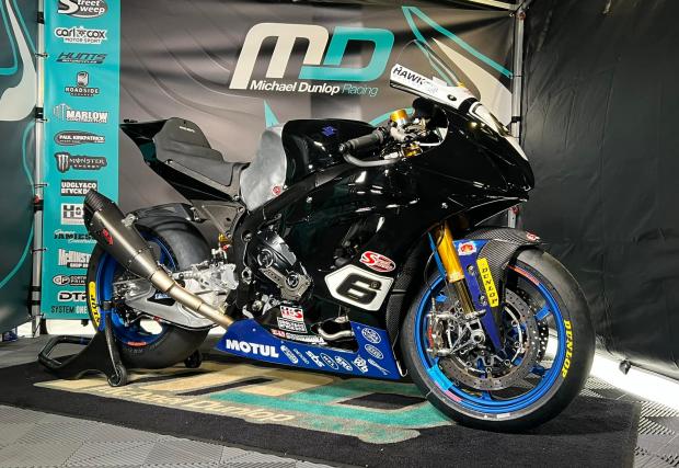 Майкъл Дънлоп ще кара Suzuki GSX-R1000 на о-в Ман