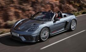 Porsche 718 Spyder RS идва с 500 коня и е последното бензиново 718