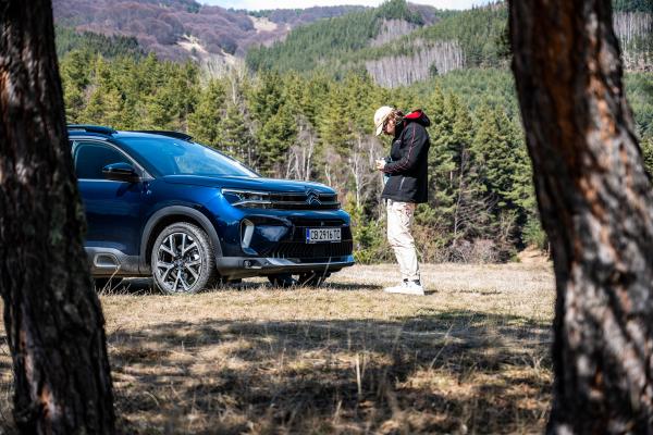 ВИДЕО: Новият Citroën C5 Aircross. Тествахме хибридната версия с 225 коня