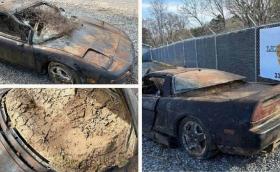 Продадоха извадена от дъното на река Honda NSX за 8000 долара