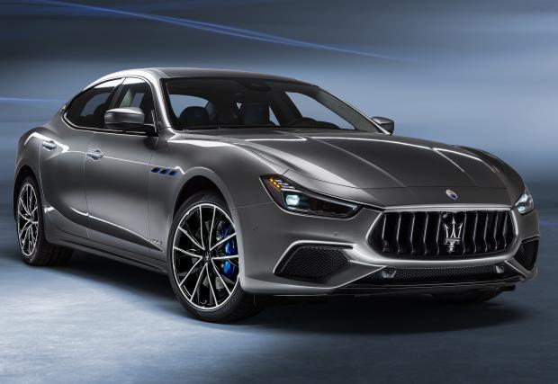 Maserati Ghibli стана първият хибрид на марката в нейната история