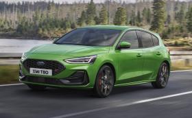 Ford Focus ST Track Pack има по-твърдо окачване и по-големи спирачки