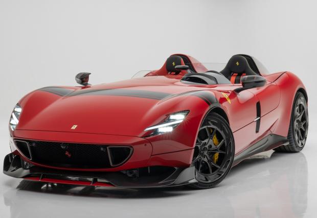 Mansory посегнаха и на рядкото Ferrari Monza SP2