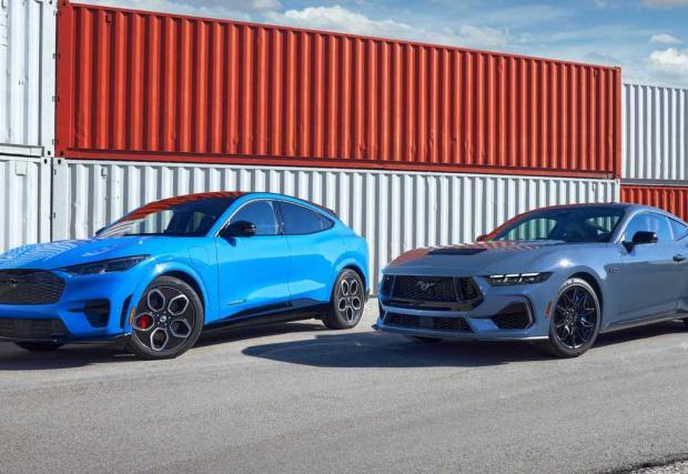 Ford Mustang продължава да губи позиции на пазара