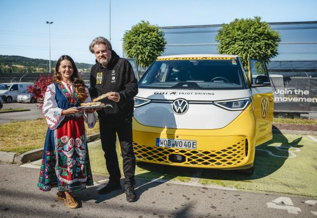 Световна обиколка с VW ID. Buzz премина през София