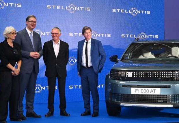 Stellantis предлага на свои служители в Италия да се преместят в Сърбия
