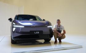 Xpeng L03 дебютира като достъпен луксозен SUV с Google Maps и удължител на пробега