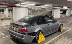 Това BMW M3 CSL е на 37 мили и е изоставено от 19 години