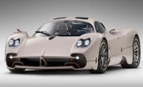 Pagani Utopia се появява с… интересна визия и прекрасен V12