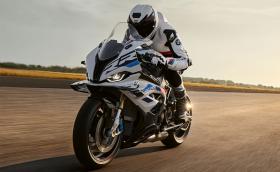 Новото BMW S 1000 RR идва с 210 коня и настройки за дрифт