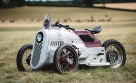 BMW R100 изглежда странно с три колела