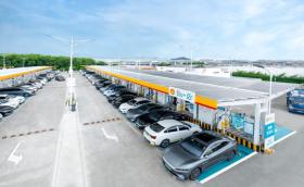 Shell отвори огромна зарядна станция за електромобили с 258 места