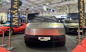 И Tesla Cybertruck пристигна на Автосалон София 2024