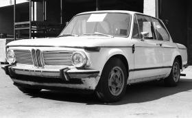 Това всъщност е първото Porsche с двигател отпред