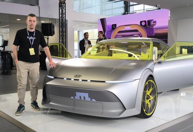 Hyundai показа ексклузивно Concept Three в София