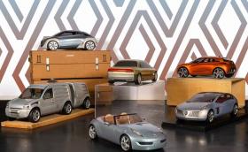 Renault разпродава богатството си от умалени модели