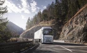 Volvo представи първата старт-стоп технология за тежкотоварни камиони