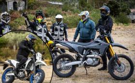 Тествахме Suzuki DR-Z4S във версии ендуро и супермото