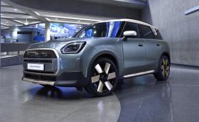 Новото MINI Countryman се качи на поточната линия