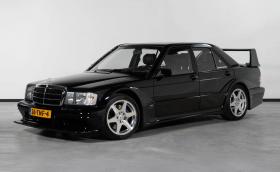 Този Mercedes-Benz 190E EVO II е… дизелов, има български части и се продава