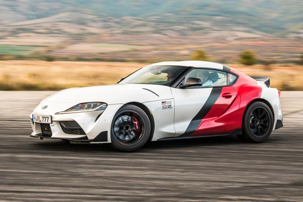 Новата Toyota Supra е звездата на последното ни видео!