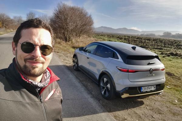 Какъв е пробегът на Renault Megane E-Tech Electric в студено време? Видео