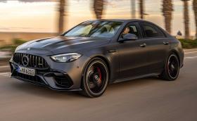 Mercedes-AMG C63 ще си остане с 4 цилиндъра, защото това е 'много прогресивно'