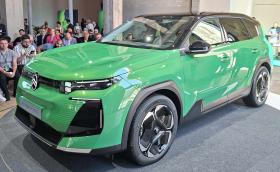 Citroen C5 Aircross дебютира с гигантски сензорен екран и интегриран ChatGPT