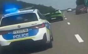 Защо патрулка ескортира Lambo Huracan по “Тракия”? (Видео)