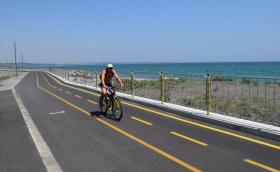 Възстановяват най-дългата велоалея в Бургас