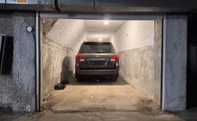 Нов рекорд? Този гараж в презастроен столичен квартал се продава за 145 хиляди евро