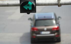 Ударно връщат мигащото зелено на светофарите в София