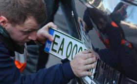 Коя марка е продала най-много електромобили в България през 2025 г.?