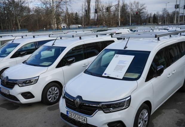 И Националната система за ранно предупреждение и оповестяване получи нови автомобили